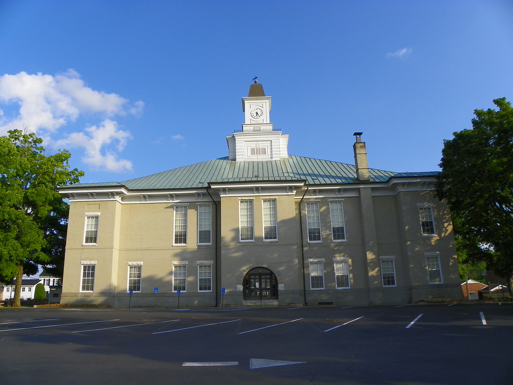 Old Logan County Courthouse Rear View Russellville, Kent… Flickr