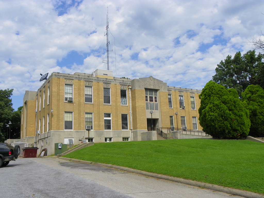 Hamilton County Courthouse McLeansboro, Illinois Flickr