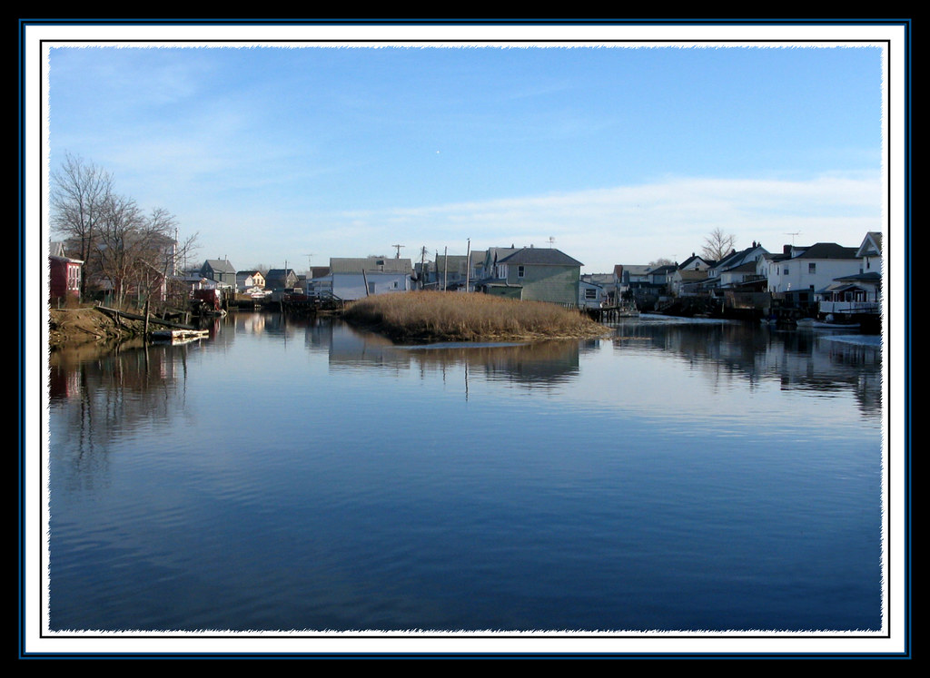 Howard beach Channels of water Nice beachtown in New York … Flickr