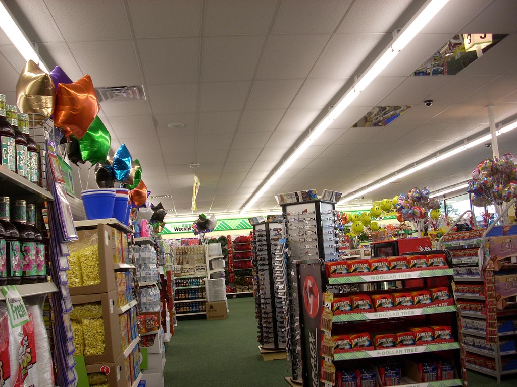 Dollar Tree interior Dollar Tree 4211 (7,500 square feet)… Flickr