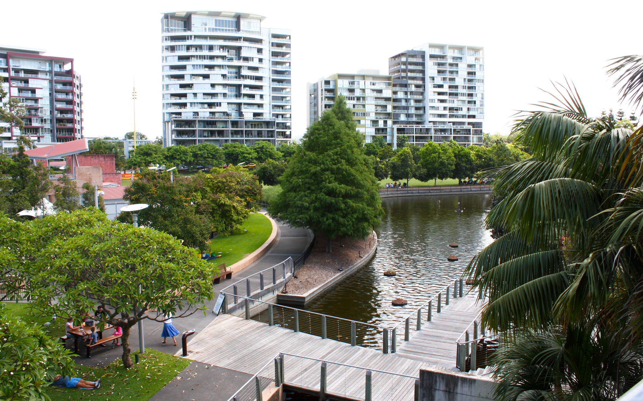 Roma Street Parklands Campervan Finder