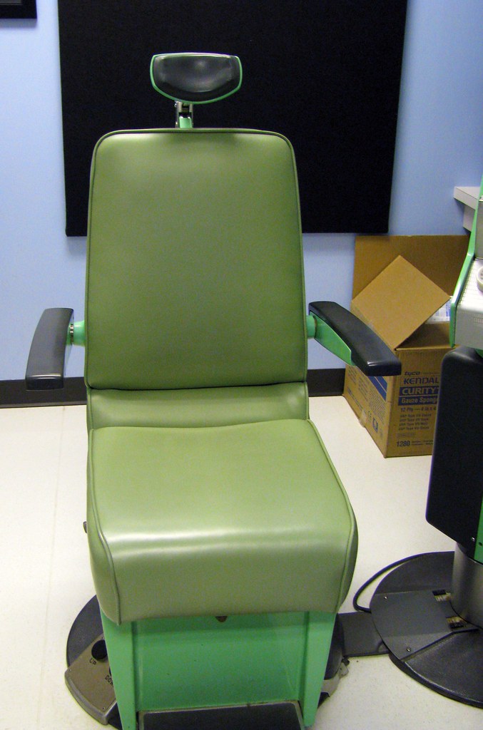 old school exam chair (circa 1950's) zippythesimshead Flickr