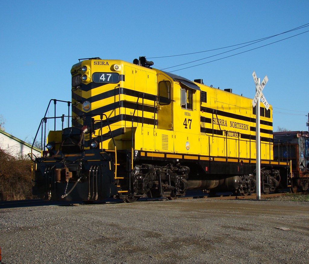 Sierra Northern Railway (7) SERA 134 leads a short train a… Flickr