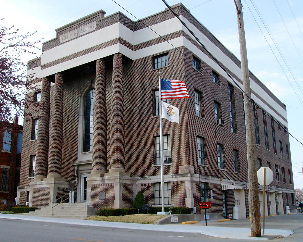 Harrisburg, Illinois City Hall This lovely city hall is lo… Flickr