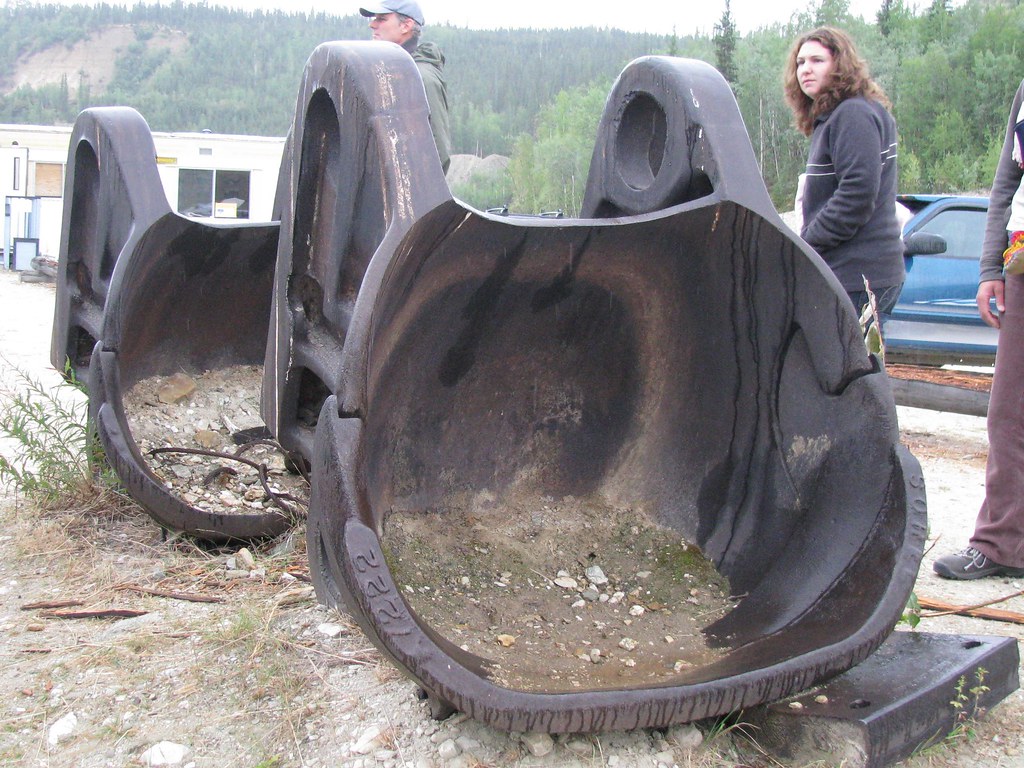 Dredge 4, Dawson City, Yukon Bucket from Dredge 4, Dawso… Flickr