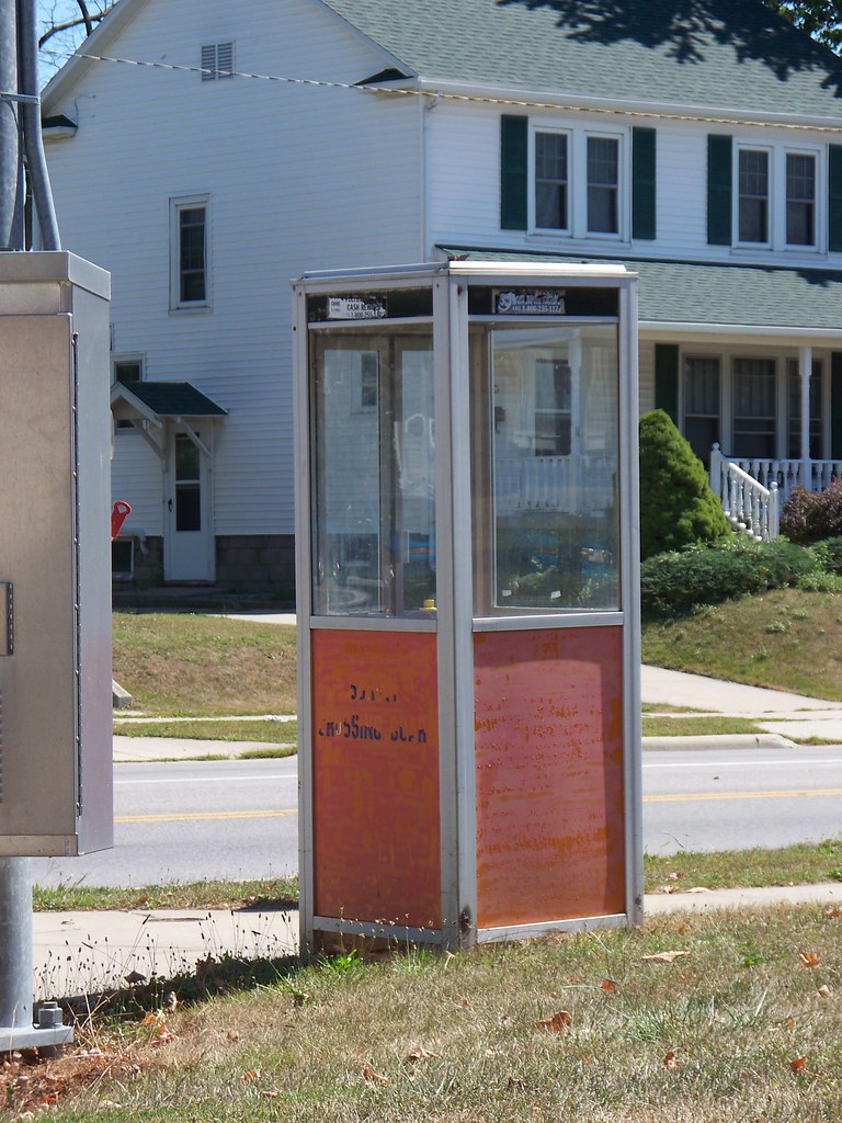OH Wauseon Phone Booth 2 Phone booth in Wauseon, Ohio, n… Flickr