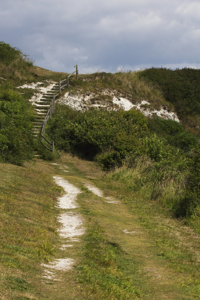 Cliff Top Walk at Beachy Head Clifftop walk near Cow Gap. Flickr