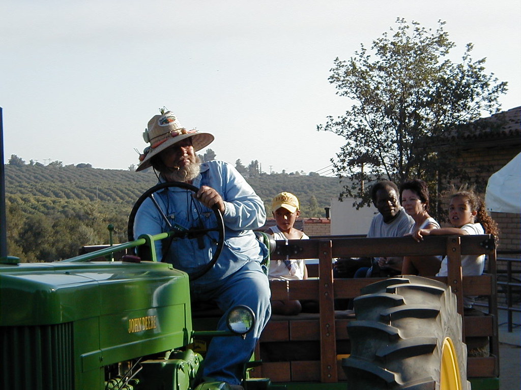 BELL GARDENS OLD FARMER It was a wagon hay ride every day … Flickr