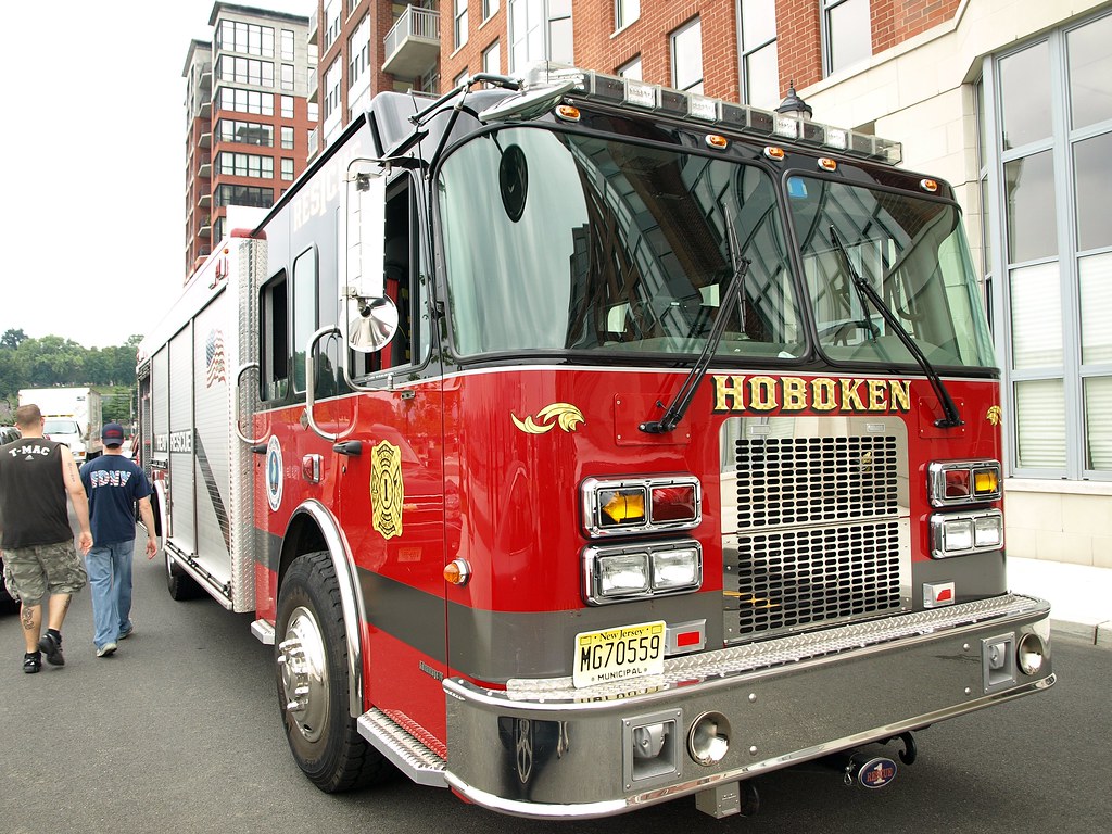 Heavy Rescue Truck, City of Hoboken Fire Department, New J… Flickr