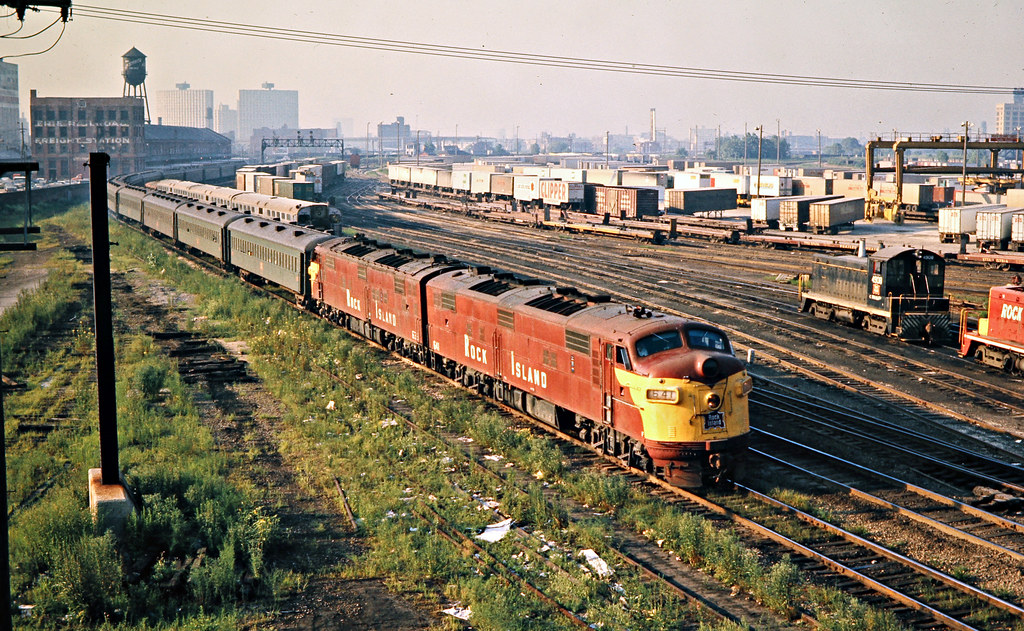 CRIP, Chicago, Illinois, 1972 Inbound Rock Island commuter… Flickr