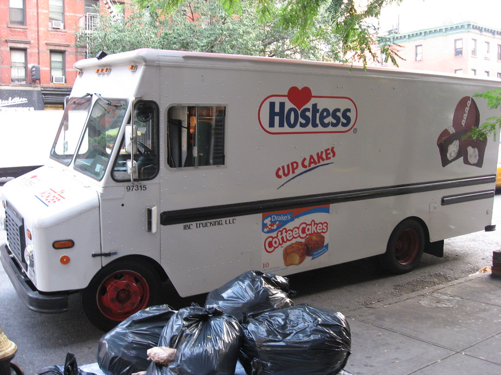 Hostess Cupcake Truck Hell's Kitchen, NYC, July 2009 Flickr