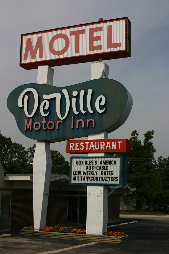 Route 66 DeVille Motel Sign The DeVille Motor Inn sign is … Flickr