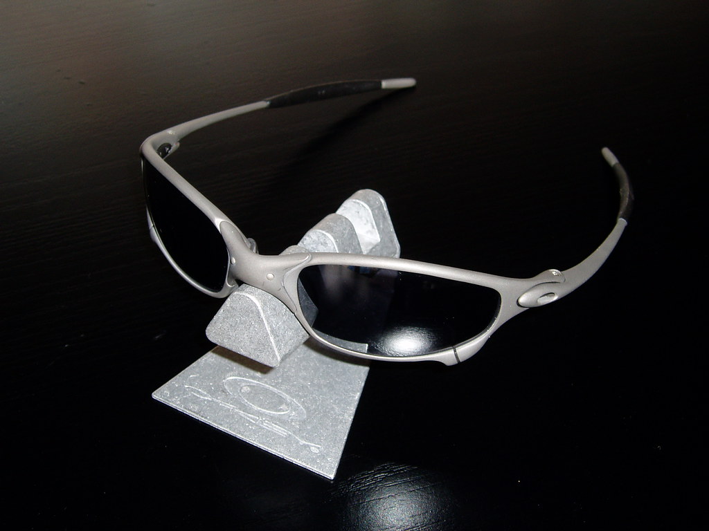 Oakley Juliet® XMetal w/Black Iridium a photo on Flickriver