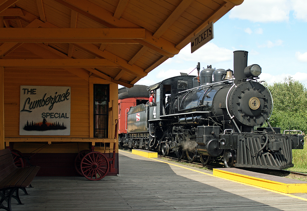 Laona Depot The original Soo Line depot from Dunbar, Wisco… Flickr