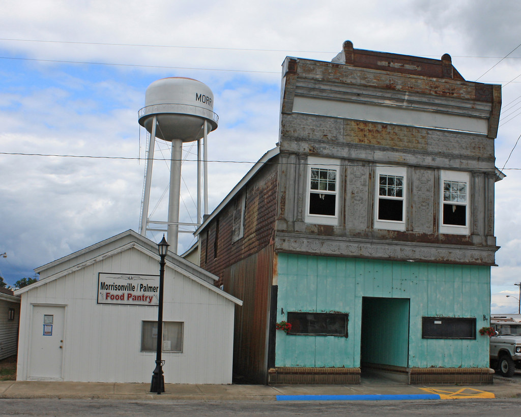 Morrisonville IL Morrisonville/Palmer Food Pantry and Abandoned