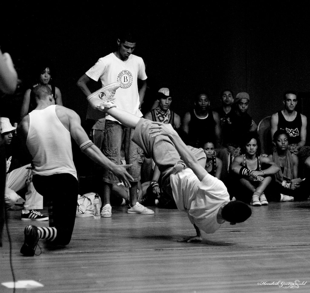 Hip hop dancing battle, one on one a photo on Flickriver