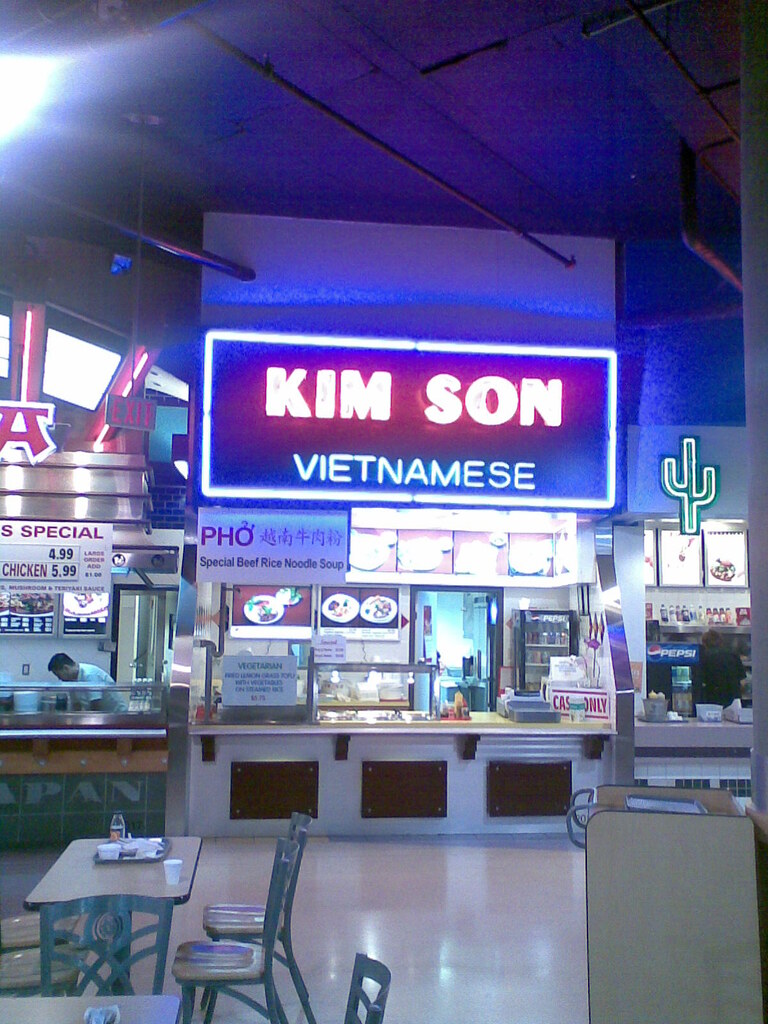 Kim Son Vietnamese restaurant at Tinseltown Mall food cour… Flickr