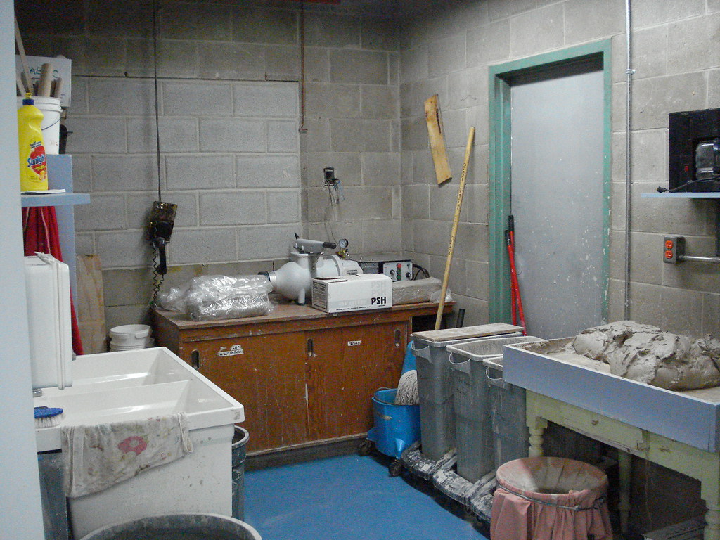 Guelph Community Pottery Centre Located in the City's Oper… Flickr