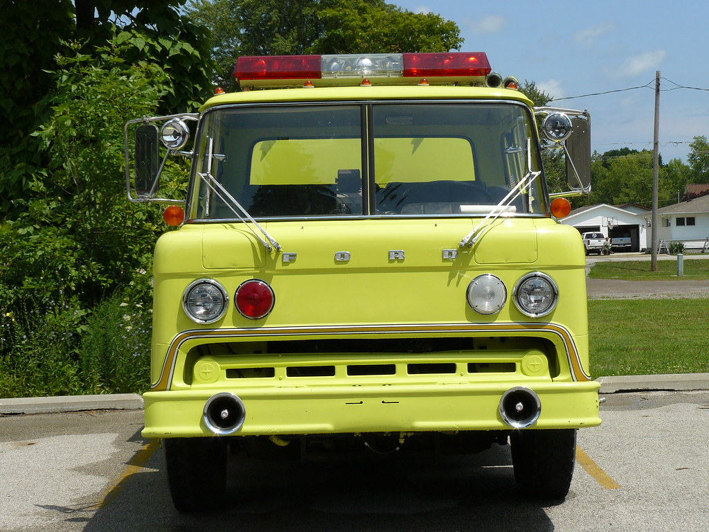 St. Charles, MI Old Fire truck Eric L Flickr