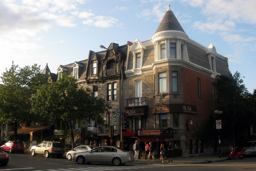 Montréal Plateau Mont Royal rue SaintDenis Wally Gobetz Flickr