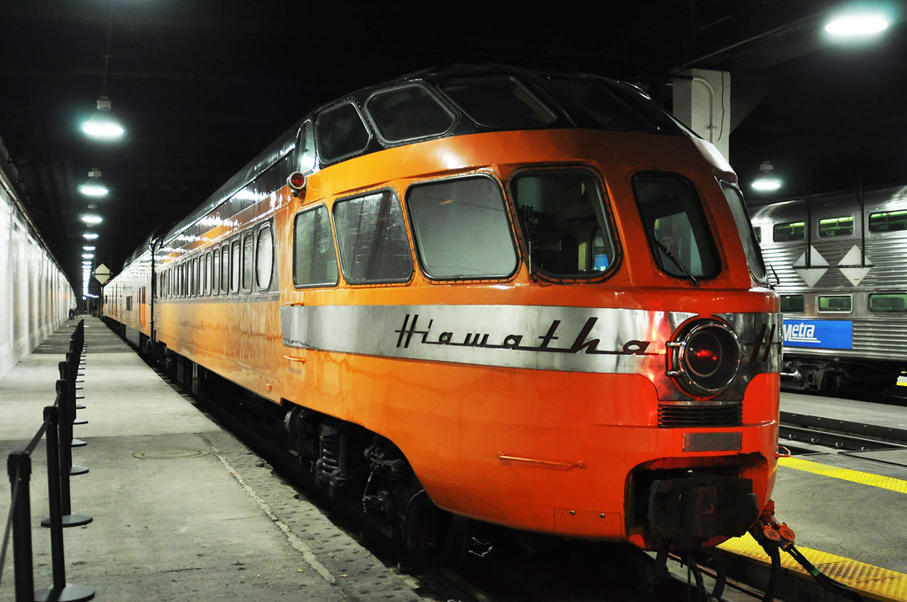 The Hiawatha Milwaukee Road equipment sits on the north si… Flickr