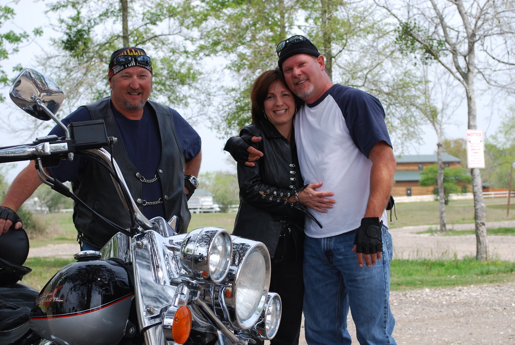 Thirsty Parrot Bar and Grill Monaville, Texas. Friends o… Flickr