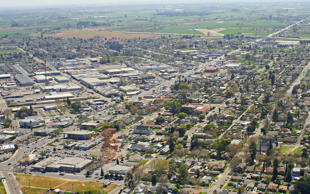 Over downtown Turlock Flying on a MediFlight helicopter o… Flickr