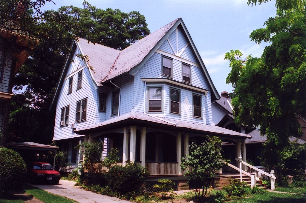 804 E. 19th St., Fiske Terrace Arts & Crafts House (ca. 19… Flickr