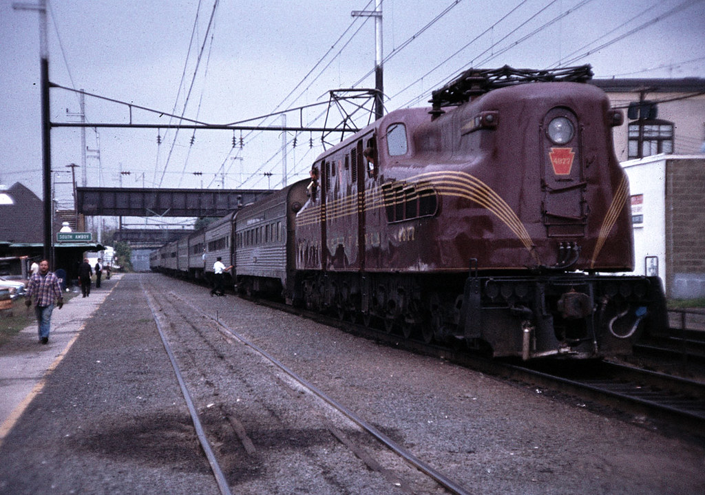 south amboy NJ Transit GG1 4877 powering a commuter train… Flickr