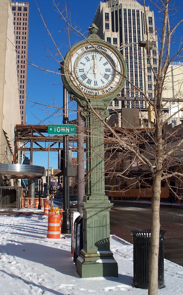 OH Columbus Clock Clock on a pole in Columbus, Ohio. Ken Flickr