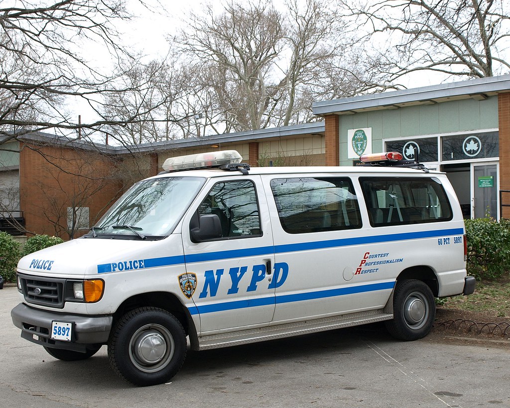 P060s NYPD Police Van, Brooklyn, New York City Parked at N… Flickr