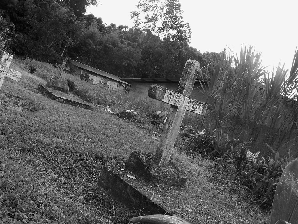 Orosi Graveyard Bryan Bejarano Flickr