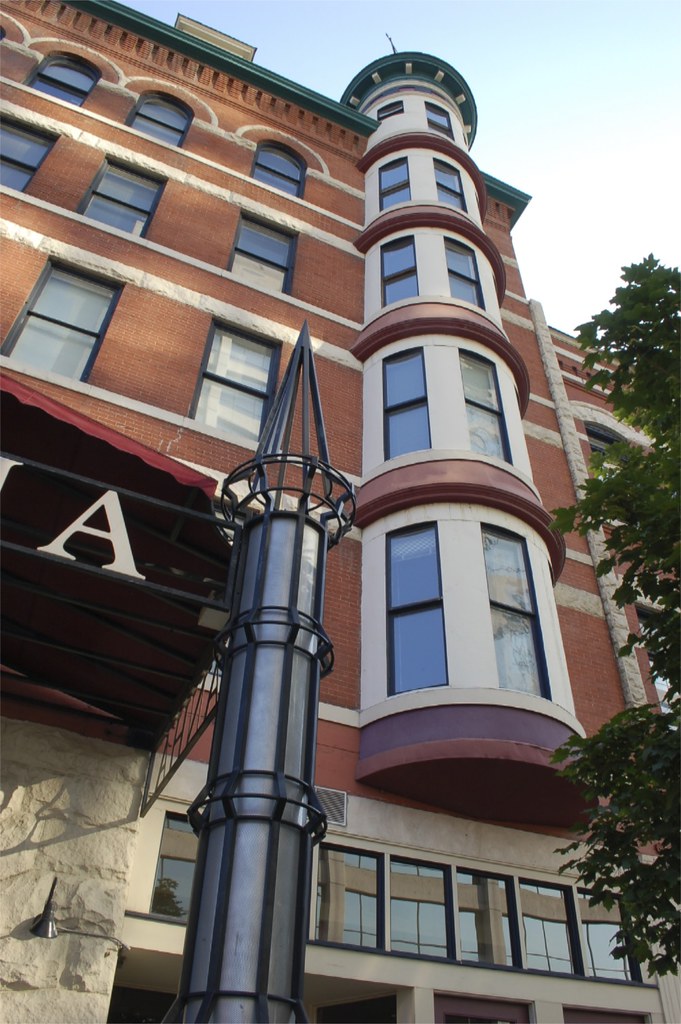 Boise Idanha Hotel Front of the historic Idanha Hotel in … Flickr