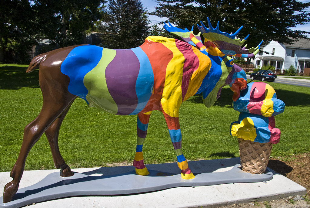 Moose Scoops Chalto! Flickr