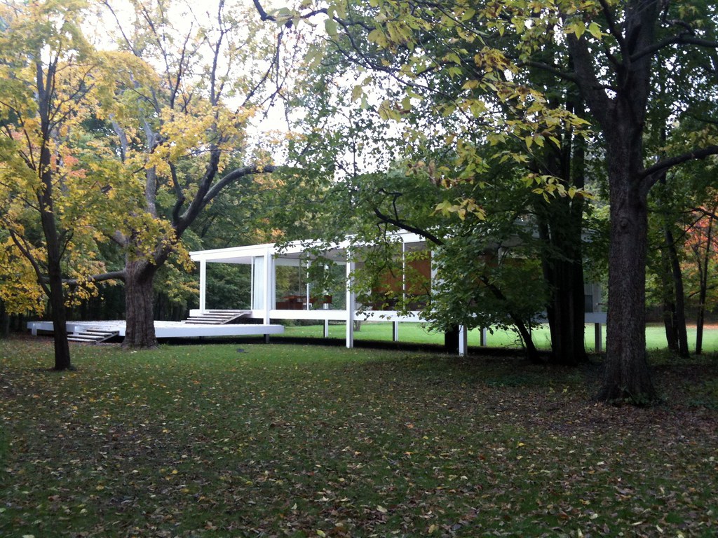 The Farnsworth House Designed and constructed by Ludwig Mi… Flickr