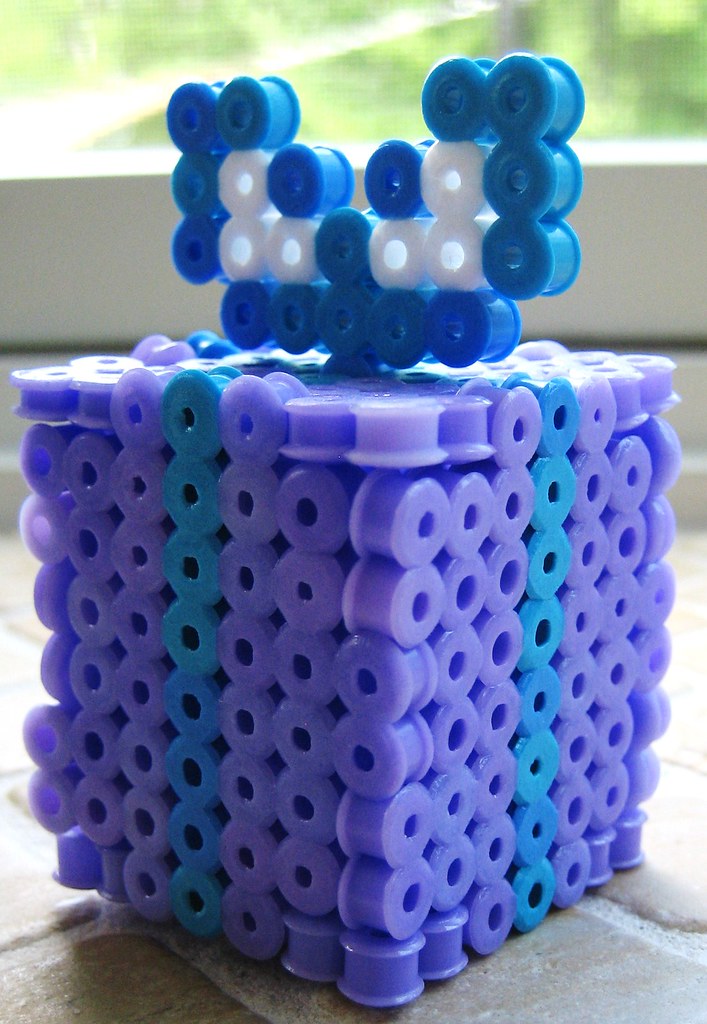 3D Perler Bead Present This 3D gift was created by my 8 … Flickr
