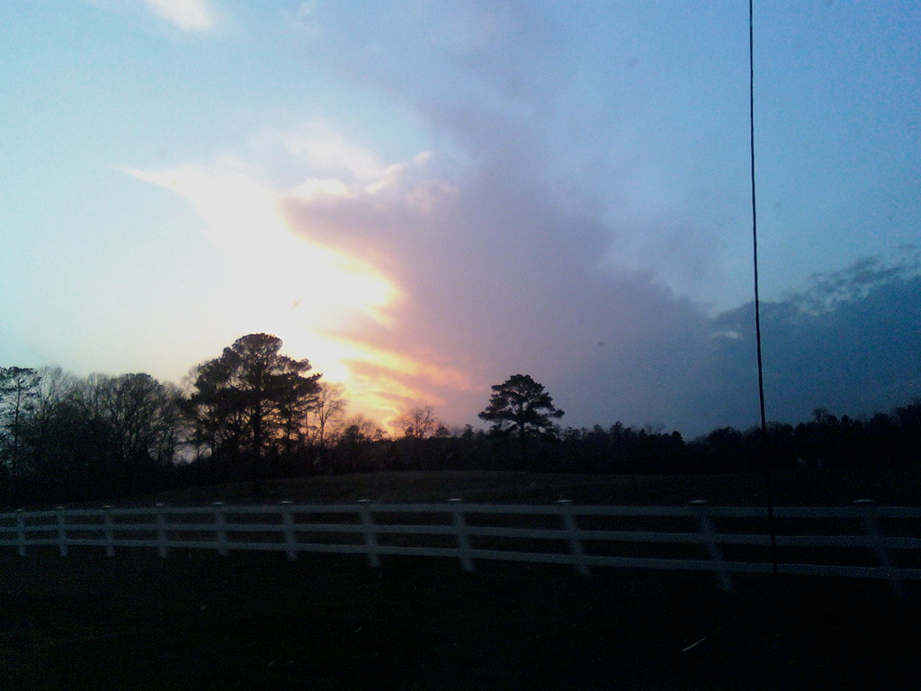 0218091732.jpg Calera Alabama at 520pm on 21809 abc3340weather