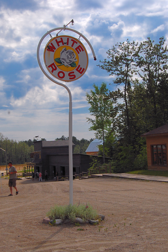 White Rose gas station sign DCI Photography Flickr