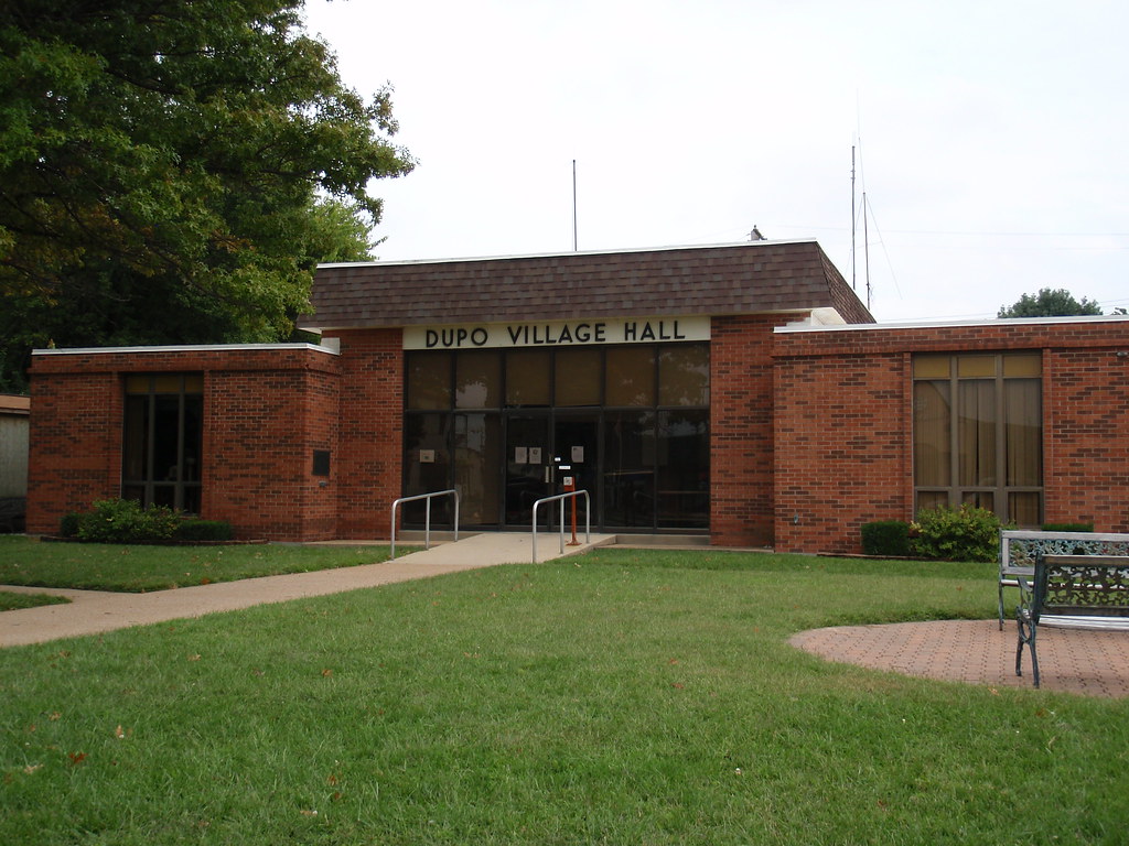 Dupo Village Hall_P9050557 WampaOne Flickr