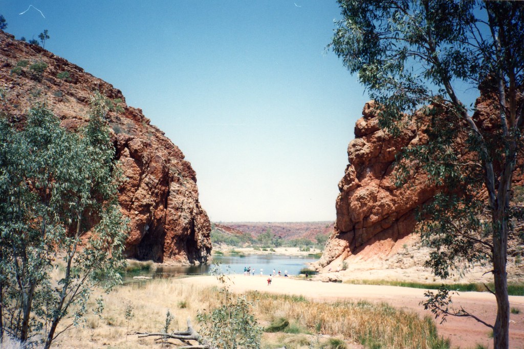 Glen Helen NT "The Glen Helen is formed from quartzi… Flickr