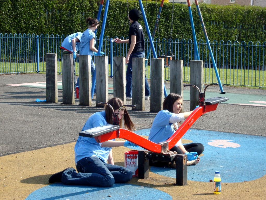 20100423 Stirling Grove Paint a Park 02 Clifton, Wilford and