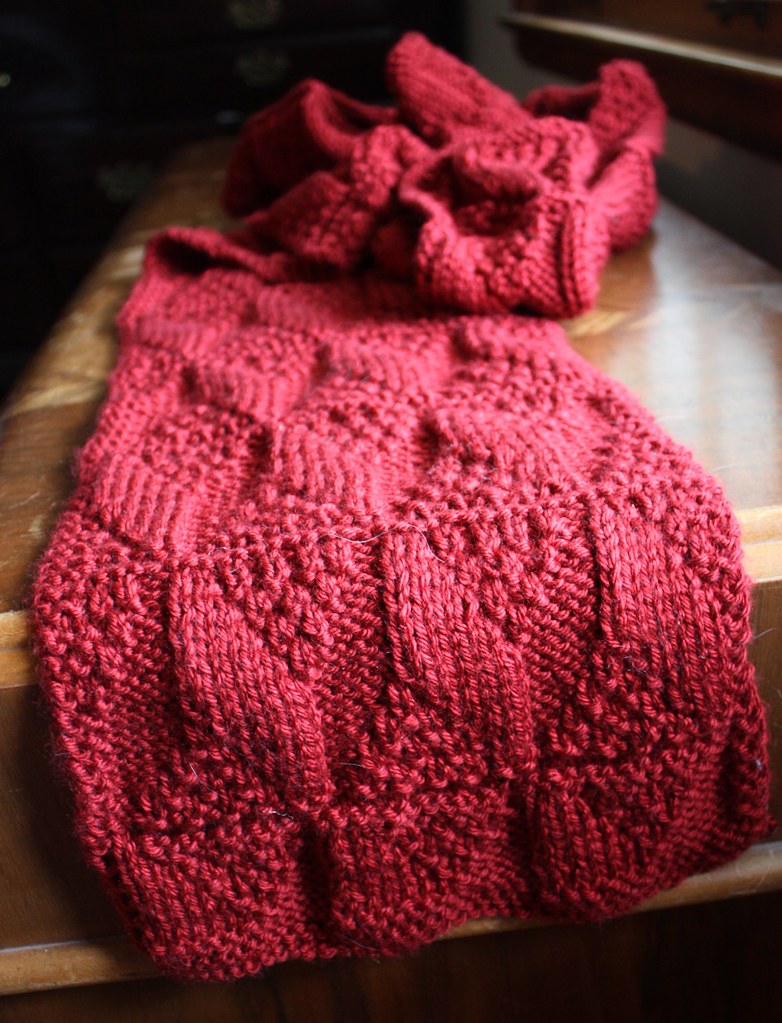 My 2009 Red Scarf Asherton Reversible Scarf pattern. For t… Flickr