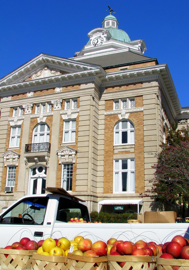 Farmers Market Giles Co. Courthouse a photo on Flickriver