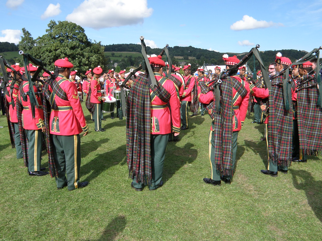 Royal Army of Oman Pipe Band a photo on Flickriver