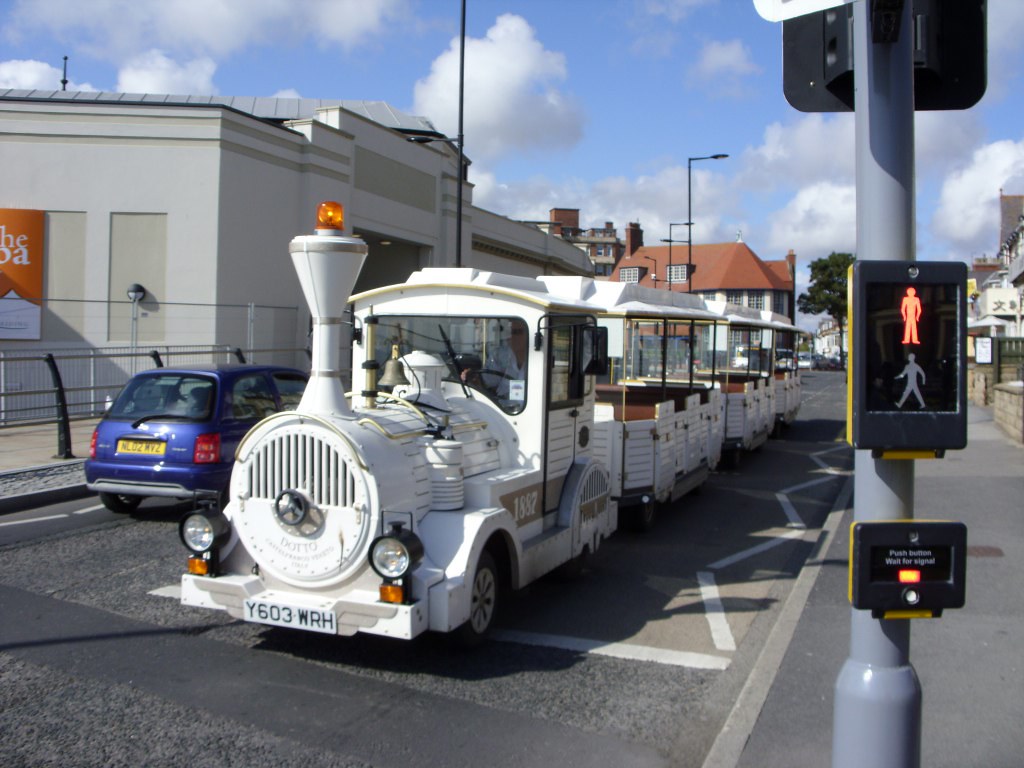 Bridlington Land Train Photo of the Land Train in 2009, ma… Flickr
