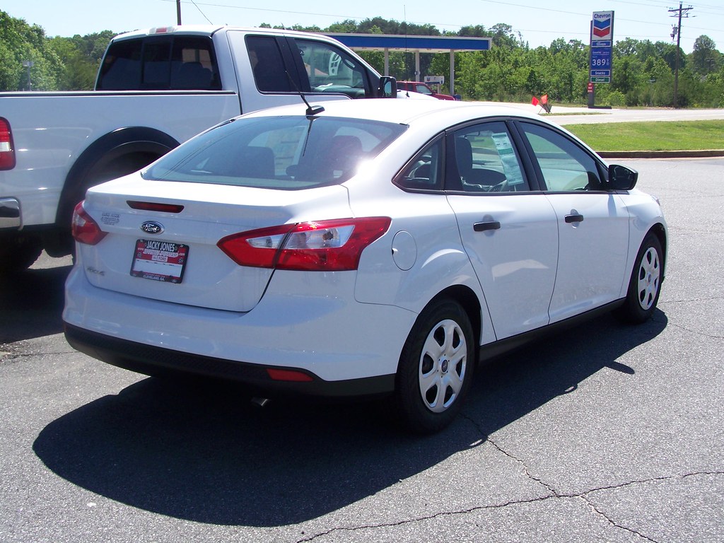 2012 FORD FOCUS Seen at jacky jones ford in cleveland, ga Pete