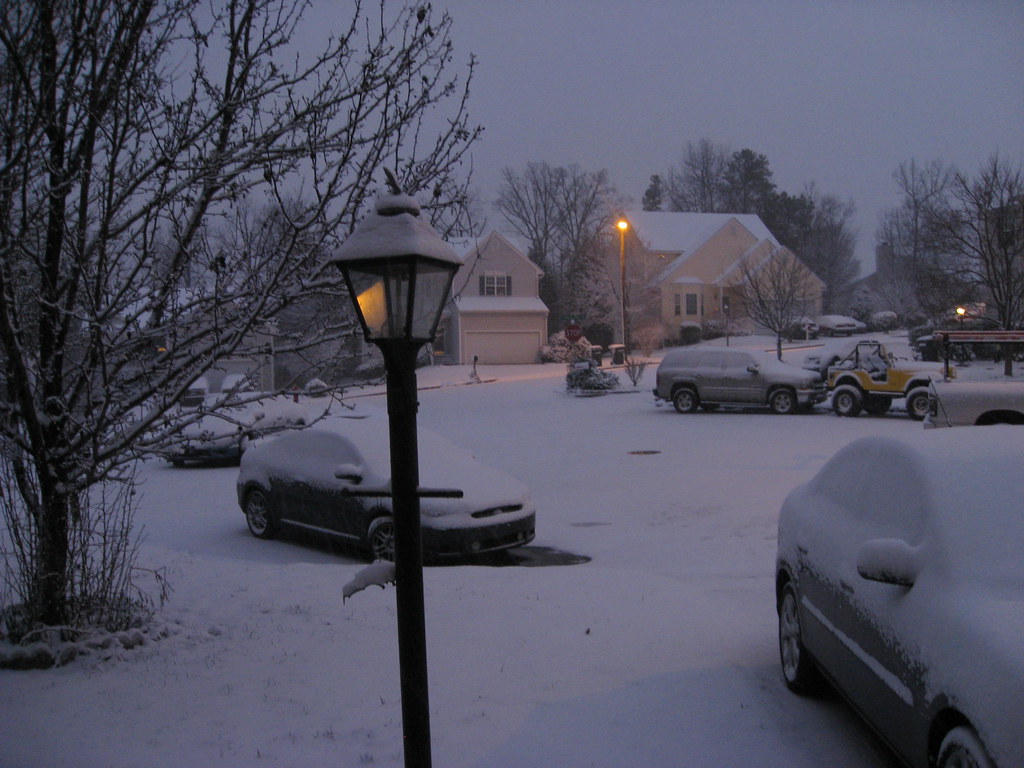 7 AM Snow in Raleigh, NC dbarnes106 Flickr