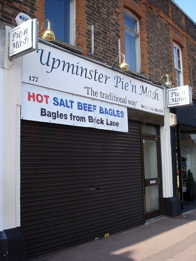 Upminster Pie 'n Mash, London RM14 On St Mary's Lane. Kake Flickr
