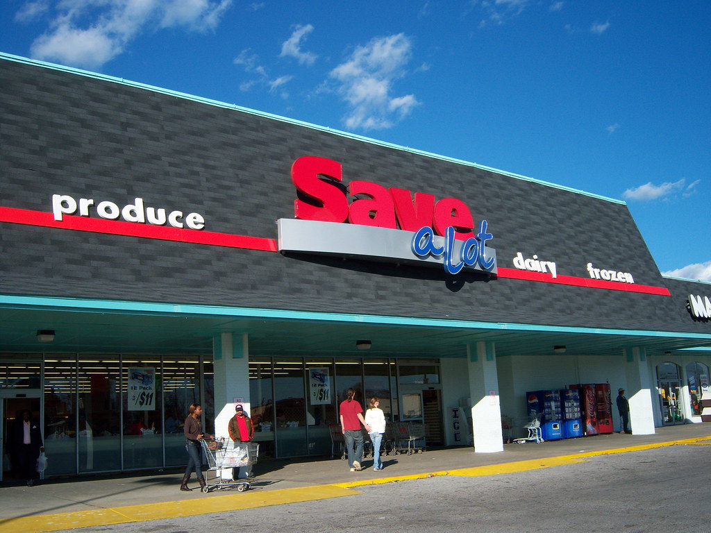 Sav a Lot 3 This building used to be TG&Y. I worked at thi… Flickr