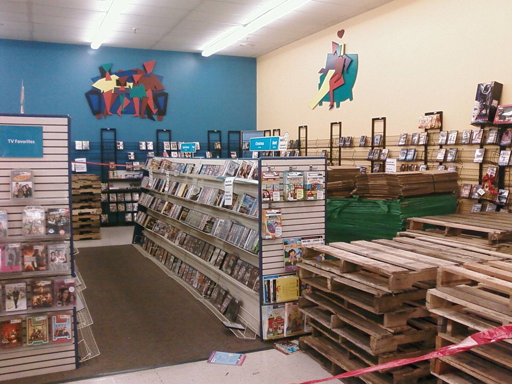 Hastings Ames, Iowa Video Rental Yes, there were VHS t… Flickr